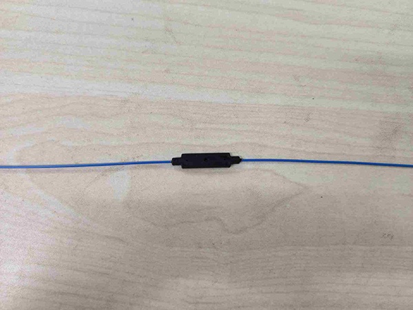 光纤光栅微小高分子贴片应变传感器