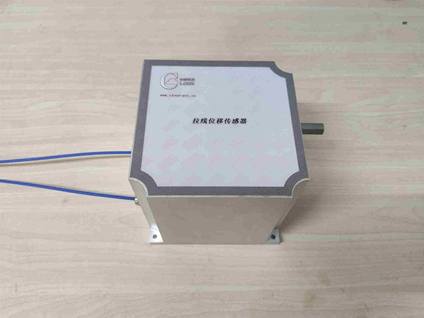 光纤光栅拉线式位移传感器